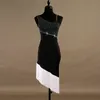 Robe de danse latine femmes concours de danse robes scène porter robe à clapet Samba D0469 noir blanc avec pompon ourlet strass300e
