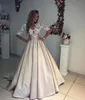 Nieuwe Vintage Lange Prom Jurken Sexy Half Mouwen Satijn Prom Dresses Kant Kralen V-hals Avondfeest Jurken Elegante Prom-jurken