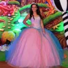 Büyüleyici Pembe Quinceanera Elbiseler 2019 Lace Up Kolsuz Kapalı Omuz Parti Abiye Kristalleri Ile Prenses Quinceanera Tatlı 16 Elbise