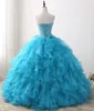 2018 Nya sexiga underbara stropplösa pärlstav organza quinceanera klänningar ruffle crystal sweet 16 prom party prom gown2644471