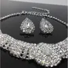 amandabridal 3 colori economici argento cristallo diamante set di gioielli da sposa orecchini con collana per accessori da sposa2085504