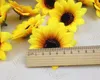 100pcs 7CM germogli di girasole teste di fiore di seta artificiale per la decorazione nuziale bouquet da sposa casa 2017 nuovo stile