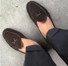 Männer Handgemachte Wildleder Loafer Schuhe Kleine Fliege Gentleman Casual Stress Schuhe Männer Hochzeit Kleid Party Schuhe EU35-EU46