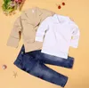 A Nova Listagem Conjuntos de Roupas Infantis Outono Baby Boy Conjuntos De Roupas do Menino Terno das Crianças Outerwear / Brasão + Camisas + Jeans 3 pcs. Conjunto