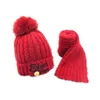 Cappelli per bambini Novità Autunno Inverno Bambini Cappelli caldi lavorati a maglia + Sciarpa 2 pezzi Set Decorazione superiore a sfera per berretti neonati Cappelli di lana 2-9T