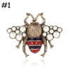 Abelha Broche Cristal Diamante Bee Pins Broches Liga de Zinco Rhinestone Moda Mulheres Inseto Sweater Pins