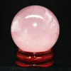 Regalo di festa Pietra naturale Pietra preziosa 40MM Quarzo rosa Sfera Sfera di cristallo Chakra Guarigione Reiki Intaglio Artigianato e Supporto in legno2437951