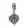Passar Pandora Armband Hollow Heart Pendant Silver Charms Bead Dangle Charm Pärlor för Partihandel DIY European Sterling Halsband Smycken