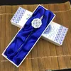 Kreative Vintage Metall Anhänger chinesischen Lesezeichen Clip blau und weiß Porzellan Business Geschenk Lesezeichen mit Geschenk-Box