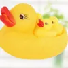 Baby Bading Swimming Speelgoed van Gele Duck Net Tas One Moeder en Drie Dochter Eenden genaamd Duglings Factory Cost Groothandel