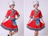 中国の伝統的なHMONG衣装（トップ+フリルスカート）衣料品セットMIAOダンスドレス中国の民俗ダンスの女性のステージ着用