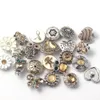 Noosa Chunk Snaps -knappen smycken hela 50st Lot Mix Styles 18mm Rhinestone Metal Snap Button Charm Fit armband Necklace297m