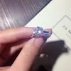 Klasyczny luksusowy prawdziwy solidny 925 Pierścień srebrny 2CT 2CT SONA Diamond Wedding Biżuter