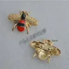 Mode uniex metall spot olja brosch golden bee broscher tjejer man kvinna personlighet pin