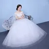 Rot Weiß Zug VintageHochzeitskleid 2018 Vestidos De Novia Elegantes U-Boot-Ausschnitt Spitzenkleid Applikationen Blumenschleier Einfache Prinzessin