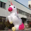 Unicornio inflable noble de 5 m, unicornios blancos puros al aire libre mostrados para el parque