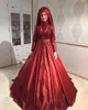 Modest muslimischen Burgunder Abendkleider 2018 High Collar Lace Appliques A-Linie mit langen Ärmeln Formal Prom Dress Party Kleider