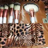 24 Stück Make-up Pinsel Leopard Pinsel Komplettset Gesicht und Augen Pinsel kit Lidschatten Eyeliner Make-up Powder Foundation Pinsel