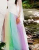 2019 El más nuevo vestido de novia de arco iris al aire libre Sin tirantes Satén Tul Longitud del piso Una línea Vestidos de novia largos y coloridos Romántico personalizado Mad190c