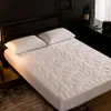 2018 nouveau produit couronne motif matelassé protège-matelas drap housse séparé eau linge de lit avec élastique 56