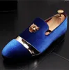 Nieuwe stijl 5382 Fashion Gold Top Men Veet Dress Shoes Heren Handgemaakte Loafers Heren Flats Party en Wedding Shoe J178 S 's