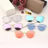 502 Luxury Fashion Occhialse da sole Donne Brand Deisnger UV Protection Lens Frame Bowknot Estate Full Full Full Face Vieni con Case4388959