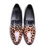 Homem Sapatos De Couro Moda Sapatos De Leopardo Pontas Do Dedo Do Pé Oxfords Homens Casuais Sapatos De Vestido Liso