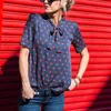 Frauen Sommer Tops Lip Print Bluse Neue Mode Kurzarm Bogen Chiffon Shirts Revers Hals Büro Bluse Casual Blusen