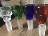 Skalle form tungfärgad diamantskalle manliga glasskålar 14mm bong bowl multicolor högkvalitativa 14mm skålar för glas vatten rör