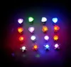 Forme d'étoile Led Boucles d'oreilles Luminous Bright Ear Novelty LED Clignotant Stud pour Noël / Halloween / Dance / Club Party Event Wedding Birthday Gift