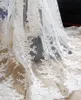 Français blanc brillant vintage tissu de broderie avec robe de mariée de paillettes