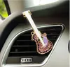 Clip de parfum de voiture en forme de guitare en diamant, modèle de parfum, désodorisant, sortie, accessoire de décoration intérieure automatique, diffuseur, ornement 332e