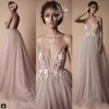 Lace Robes sexy romantiques Deep V Neck sans dos D Floral Applique Sweep Train Bridal Wedding Party Robes