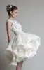 Korta bröllopsklänningar 3d blommiga applikationer Beaded Jewel Neck Tiered Tulle Beach Bridal Gowns Ruffles Plus Size Bröllopsklänning Robe de Mariée