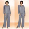 2018 Sier Gray Chiffon Moeder van de bruid broek Pakken borduurmensen dames formele avondkleding op maat gemaakte plus size bruiloft gastenjurk