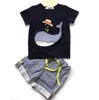 2018 Summer Boy Ins Whale Hat Stripe Suit New Children Cartoon Dinosaur Ins Krótki Rękaw T-Shirt + Spodenki 2 Sztuk Suit Baby Odzież