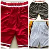 vendita di mens sport shorts