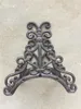 Wrought Iron Hose Rack Holder Scrowl Outdoor Garden Decorative Hose Reel Hanger Cast Iron Antique Rust Wall Mount Decoration Metal Craft