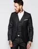 Nouveau Design Slim Fit Gris Groom Tuxedos Deux Boutons Center Vent Hommes Costumes De Mariage Hommes Dîner D'affaires De Bal Blazer (Veste + Pantalon + Cravate + Gilet) 1113