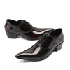 Chaussures habillées pour hommes à talons hauts Chaussures de mariage en cuir Chaussures Oxfords d'affaires formelles pour hommes pour le travail