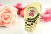 WA 2017 Ultra Thin Rose Gold Woman Woman Diamond Flower Watches Brand Une infirmière dames robes femelles Backle Pliant Cadeaux de bracelet pour 4631268