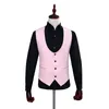 Popular Pink Paisley Hombres Boda Esmoquin Negro Mantón Solapa Novio Esmoquin Hombres Cena / Vestido Darty Traje de 3 piezas (chaqueta + pantalones + corbata + chaleco) 22