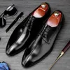 Novo designer italiano vintage apontou homem do pé forma formal vestido sapatos vintage de couro genuíno handmade homens de casamento Derby Flats