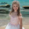 Vestidos de niña de flores largos blancos con apliques de color rosa Vestidos de desfile de niñas de moda 2018 Vestidos de comunión bonitos Vestidos de fiesta formales para niños