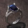 2018 Nouvelle Arrivée Top Vente De Luxe Bijoux 925 En Argent Sterling Princesse Cut 4CT Bleu Saphir CZ Diamant Partie Hommes Bague De Mariage Anneau Cadeau