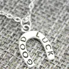 Halsketten-Antike-Silber-Weinlese-gutes Glück U der Charme-20pcs / lot Charme-Anhänger-Halskette 60cm