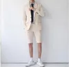 2018 Plaża Mężczyźni Garnitury Beżowe Garnitury Ślubne Oblubienica Groomsm Custom Made Slim Fit Casual Tuxedos Best Man Blazer Prom Kurtka + Spodenki Spodnie
