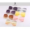 Fashion Oversized sunglasses women Retro butterfly clear shades metal sunglasses ladies Vintage Gradient black Luxury Sun glasses 3539022