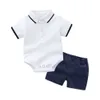 Chłopiec Dzieci Odzież Chłopiec Lato Zestawy Solid Color Turn W Dół Kołnierz Krótki Rękaw T Shirt + Krótkie Ustawia Summer Boy Odzież Ustawia