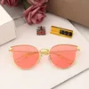 502 Luxury Fashion Occhialse da sole Donne Brand Deisnger UV Protection Lens Frame Bowknot Estate Full Full Full Face Vieni con Case4388959